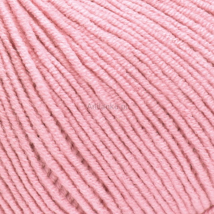 Jeans 20 zoom.jpg