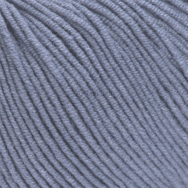 Jeans 68 zoom.jpg