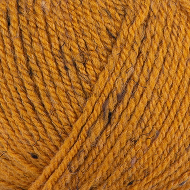 yarn art tweed 233 zoom.jpg