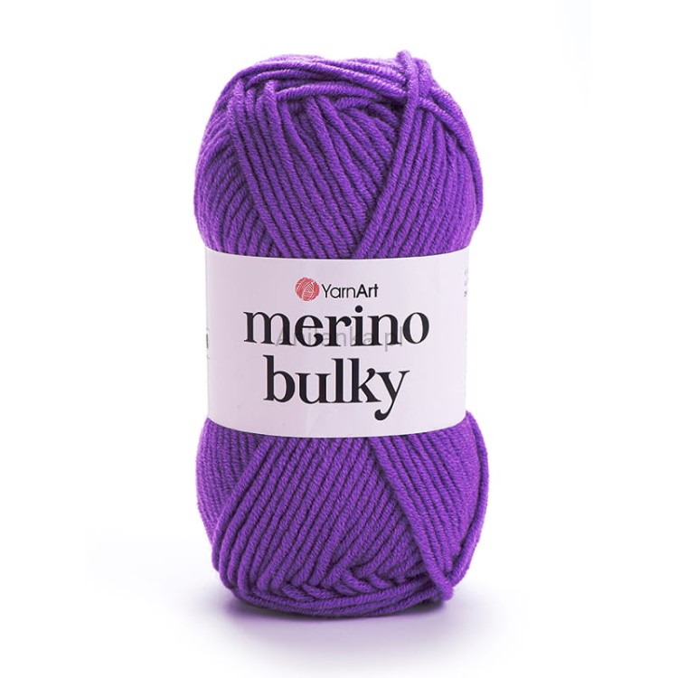 yarnart merino bulky 9561.jpg